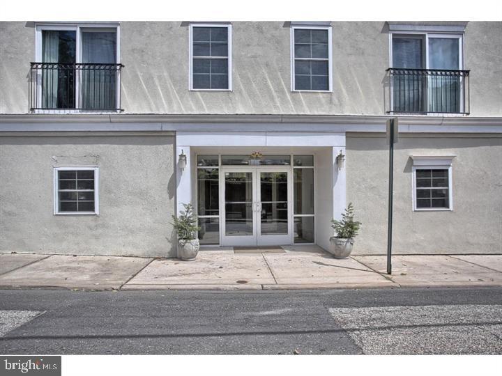 135 Prospect Street, Unit 304 Phoenixville, PA 19460 - Photo 8 of 11