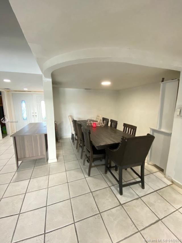 1474 Egret Road Homestead, FL 33035 - Photo 5 of 14 Gallery Image 5