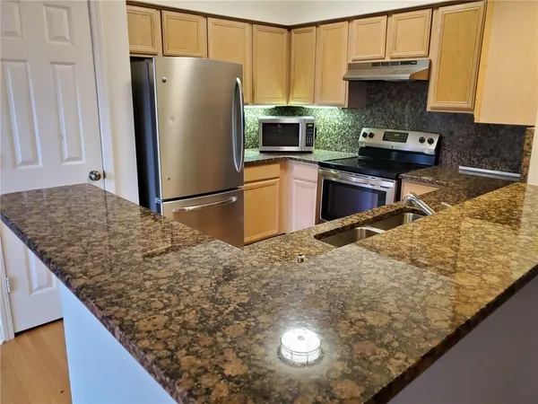 $1,895 | 3777 Peachtree Road Northeast, Unit 1722, Atlanta, GA 30319
