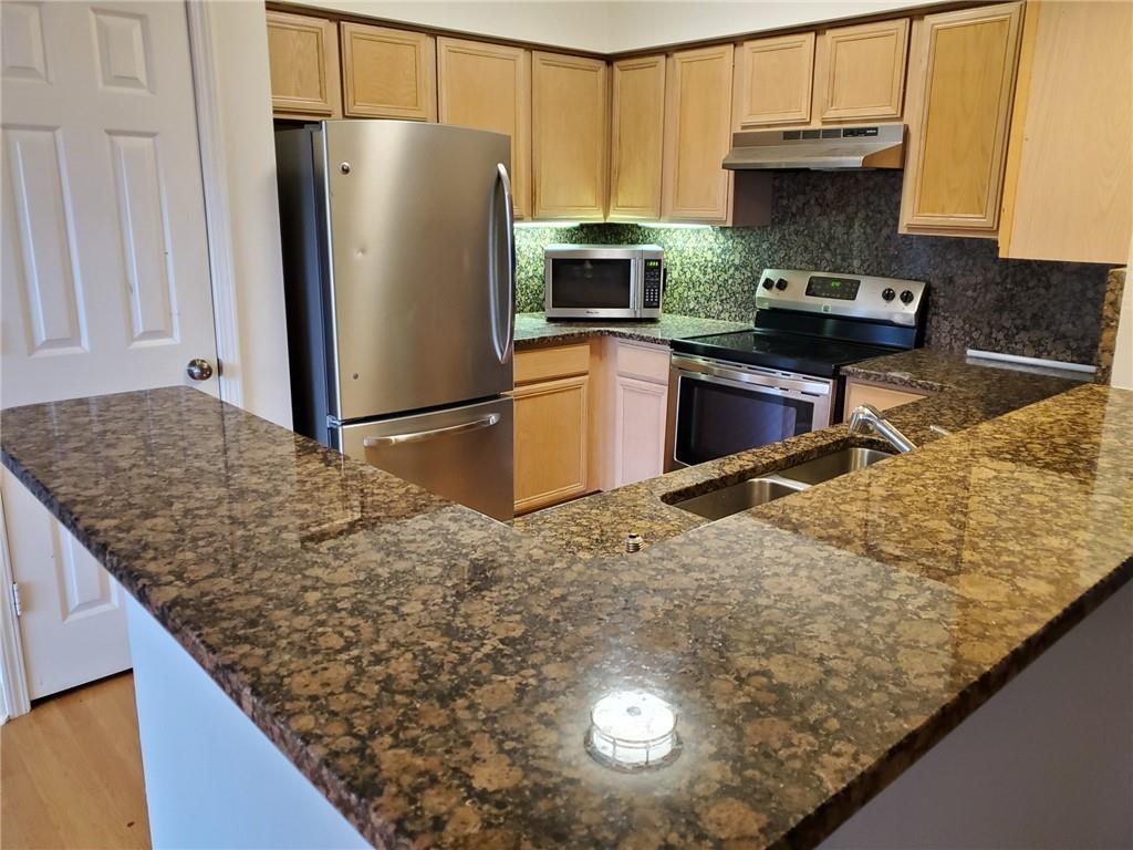 3777 Peachtree Road Northeast, Unit 1722 Atlanta, GA 30319 - Photo 5 of 14