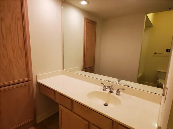 $1,895 | 3777 Peachtree Road Northeast, Unit 1722, Atlanta, GA 30319