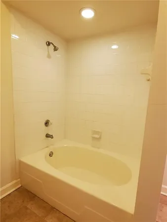 $1,895 | 3777 Peachtree Road Northeast, Unit 1722, Atlanta, GA 30319