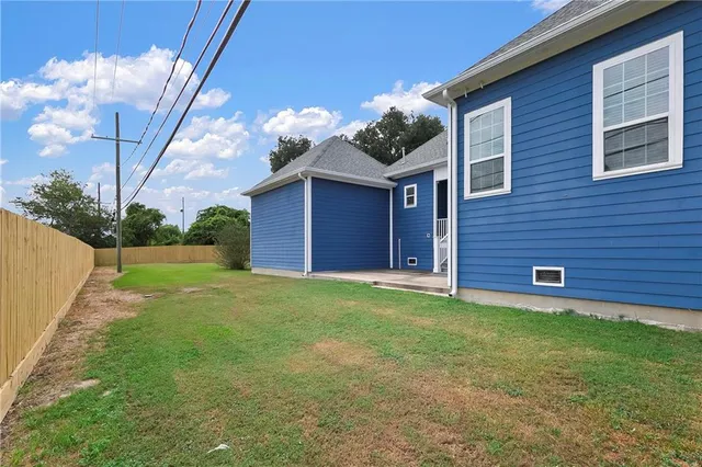 $444,000 | 416 Cougar Drive, Arabi, LA 70032