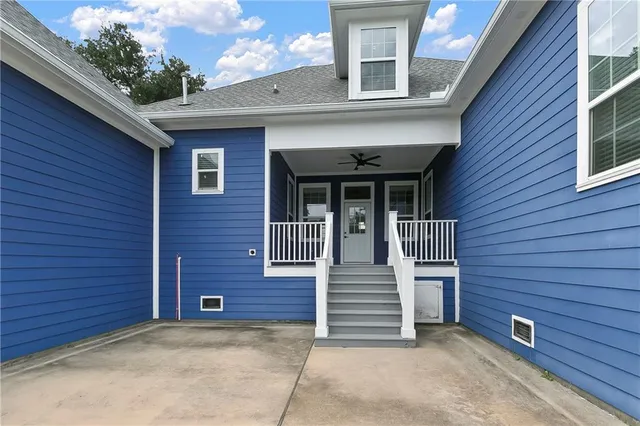 $444,000 | 416 Cougar Drive, Arabi, LA 70032