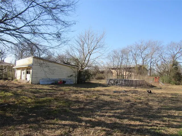 $90,000 | 212 Wilson Street, Bells, TX 75414