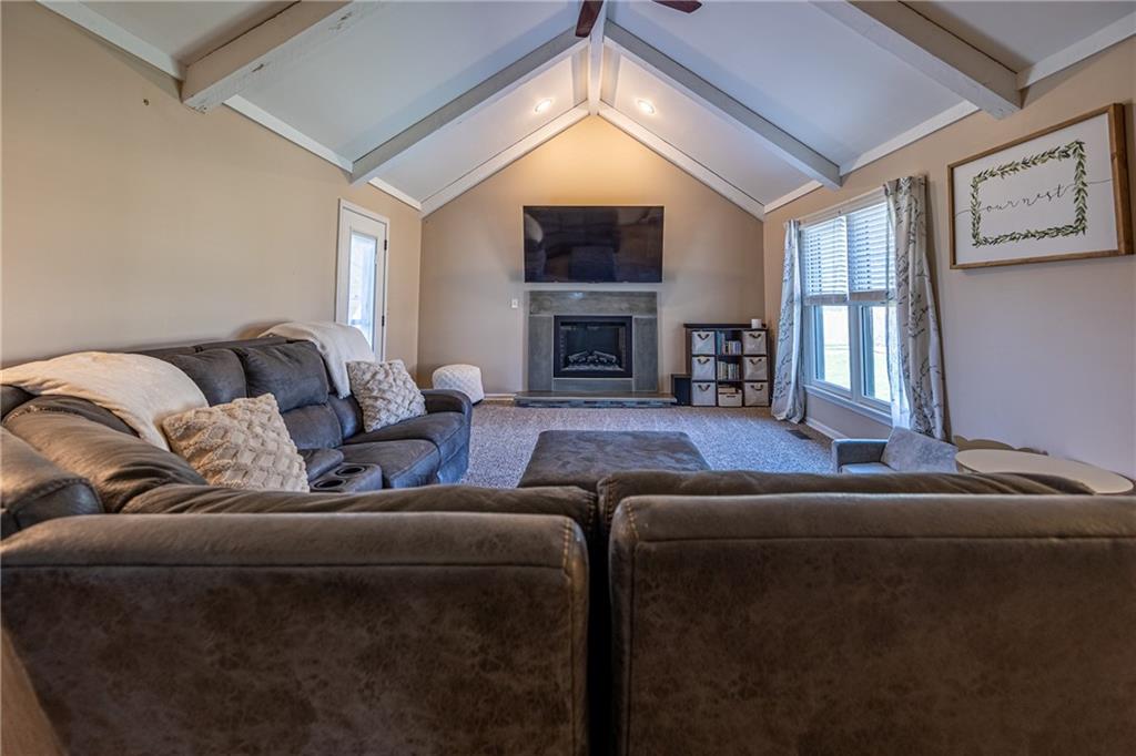 109 South Vansant Road Clinton, MO 64735 - Photo 13 of 33