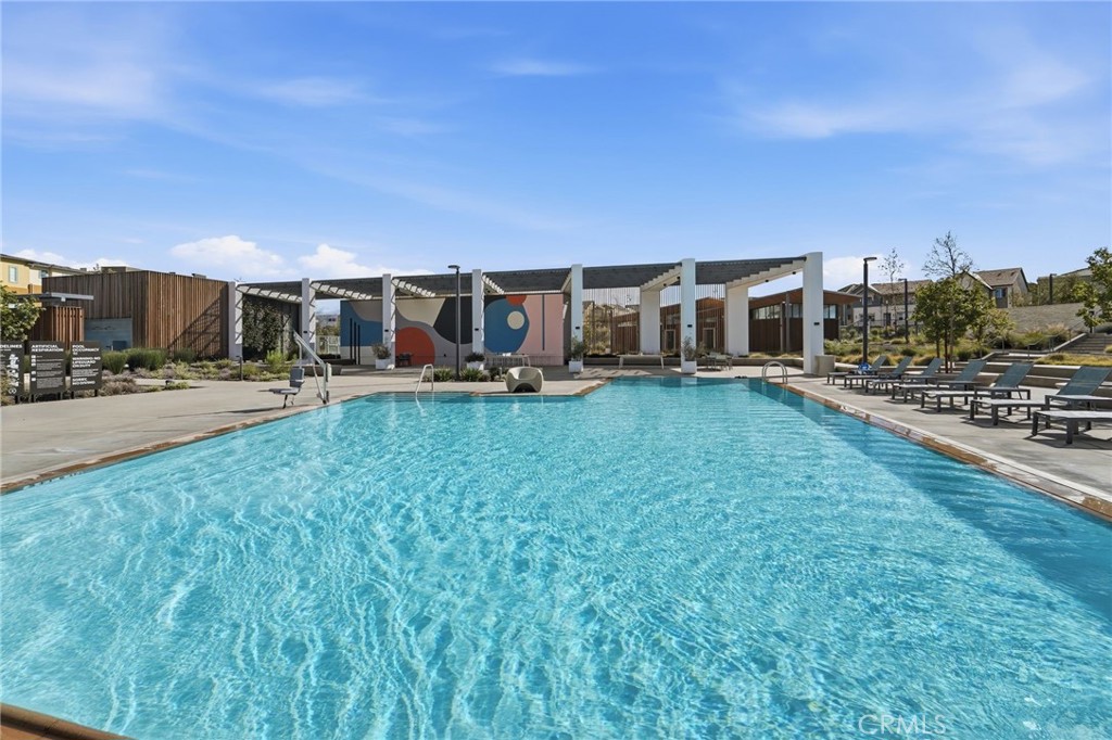 26661 Blue Hls Loop Valencia, CA 91381 - Photo 16 of 22