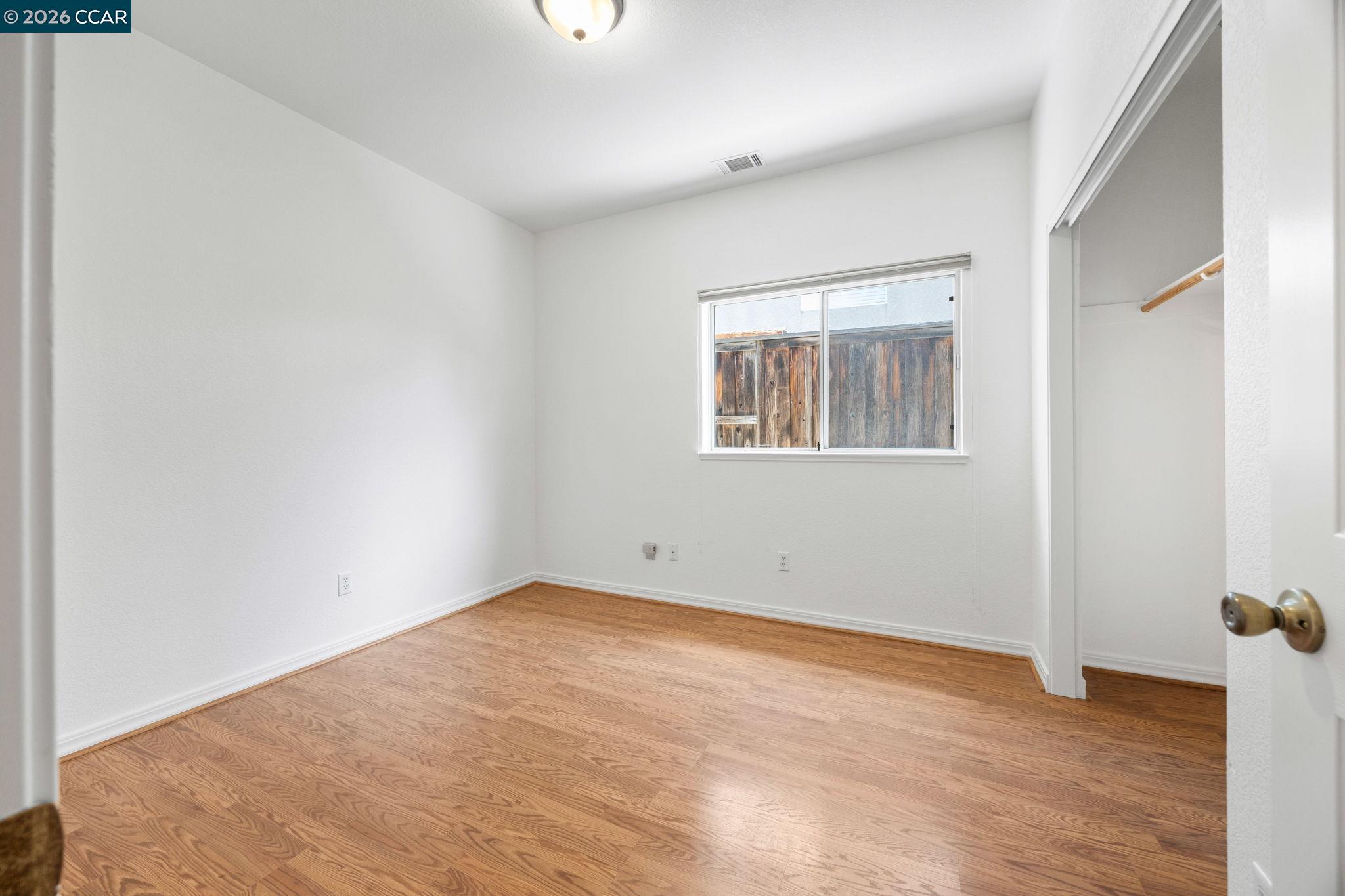 1402 Legend Circle Vallejo, CA 94591 - Photo 22 of 40