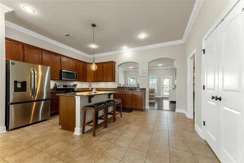 $259,000 | 1859 Poeyfarre Drive, Lake Charles, LA 70611