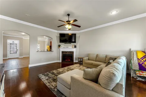 $259,000 | 1859 Poeyfarre Drive, Lake Charles, LA 70611