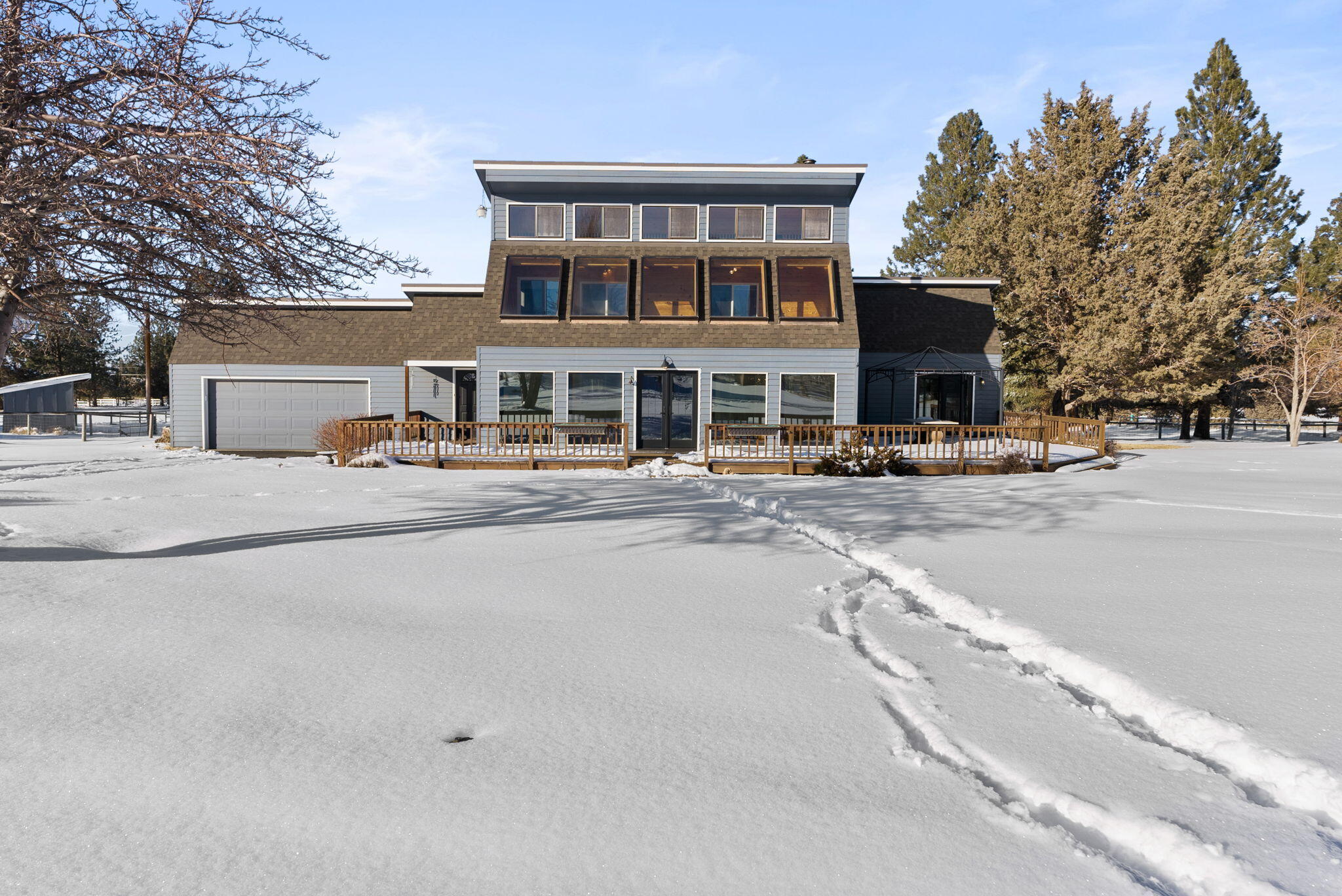 60365 Horse Butte Road Bend, OR 97702 - Photo 1 of 46 63-web-or-mls-Riley Visuals-63