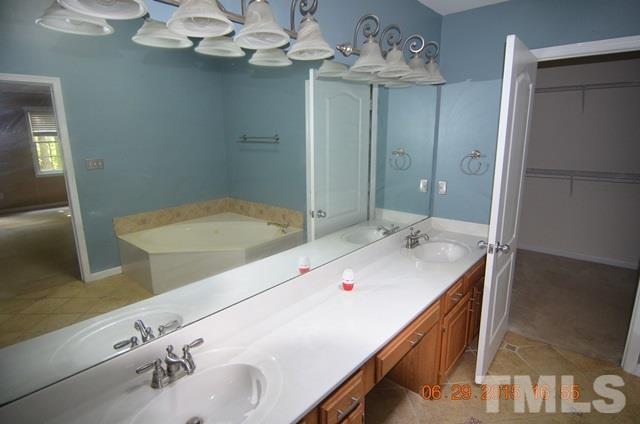 11324 Old Creedmoor Road Raleigh, NC 27613 - Photo 9 of 10