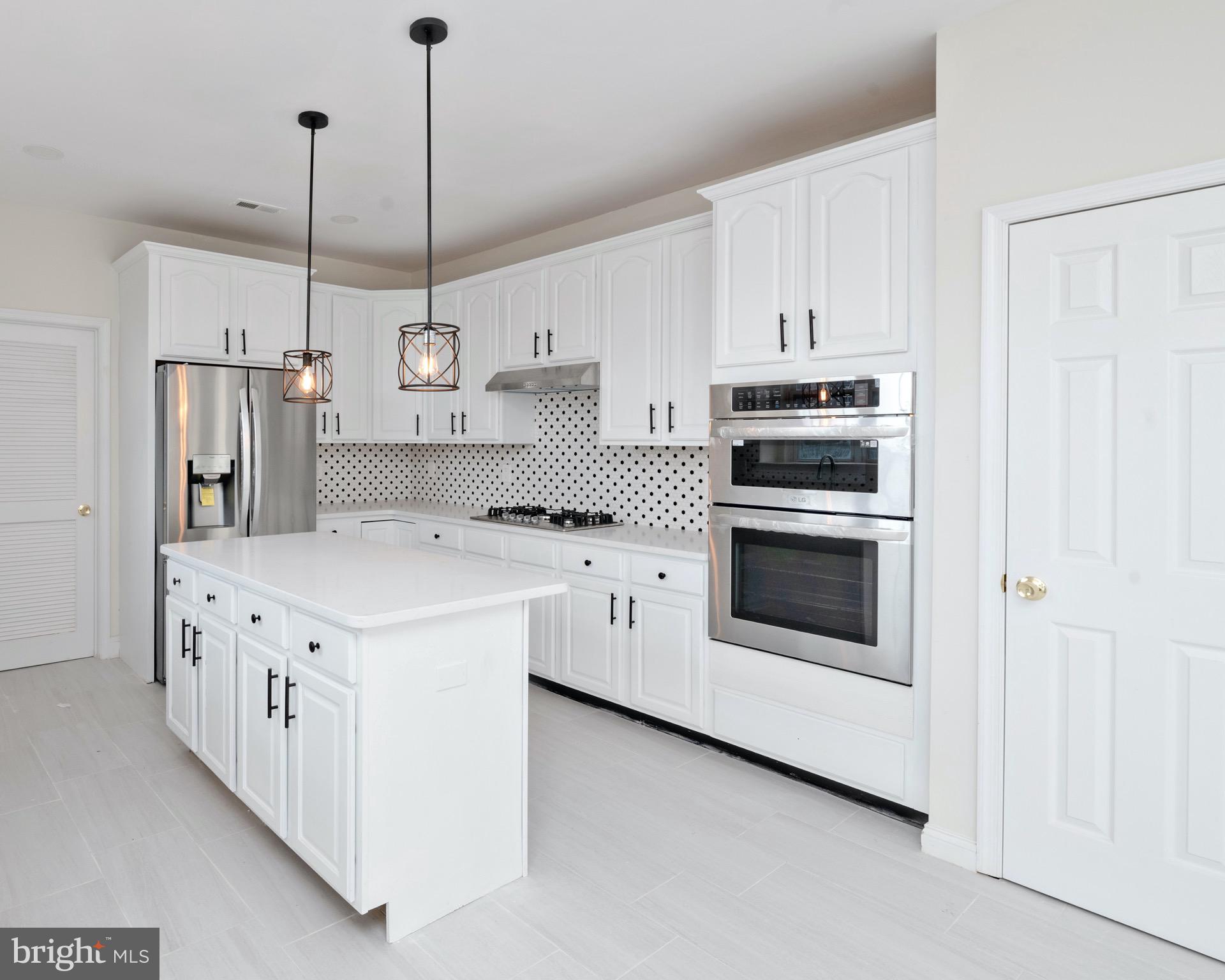 136 Desilvio Drive Sicklerville, NJ 08081 - Photo 20 of 63