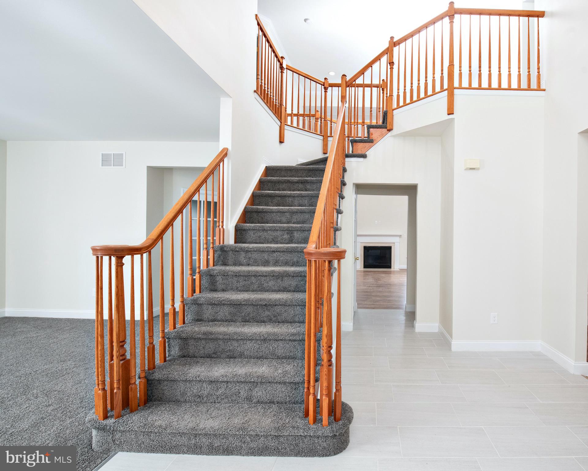 136 Desilvio Drive Sicklerville, NJ 08081 - Photo 8 of 63