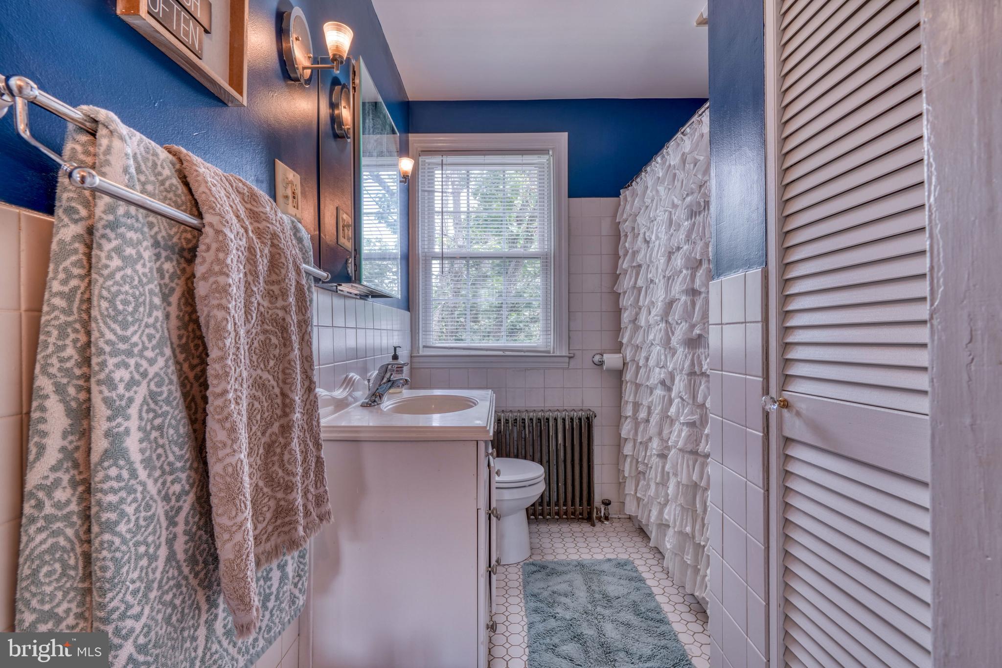 89 Murdock Road Baltimore, MD 21212 - Photo 22 of 38 Upper Level Full Bathroom
