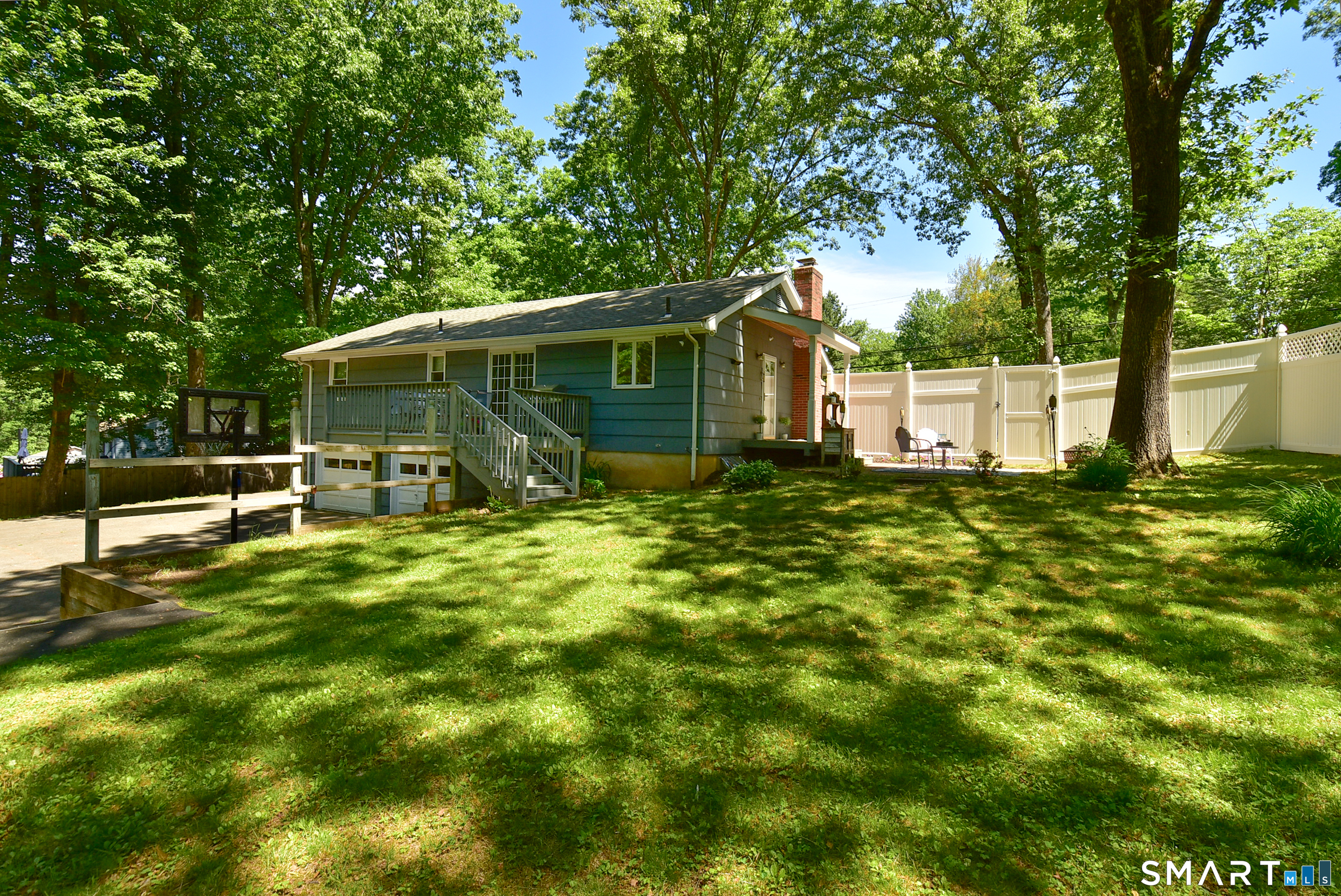 607 Old Post Road Tolland, CT 06084 - Photo 31 of 32