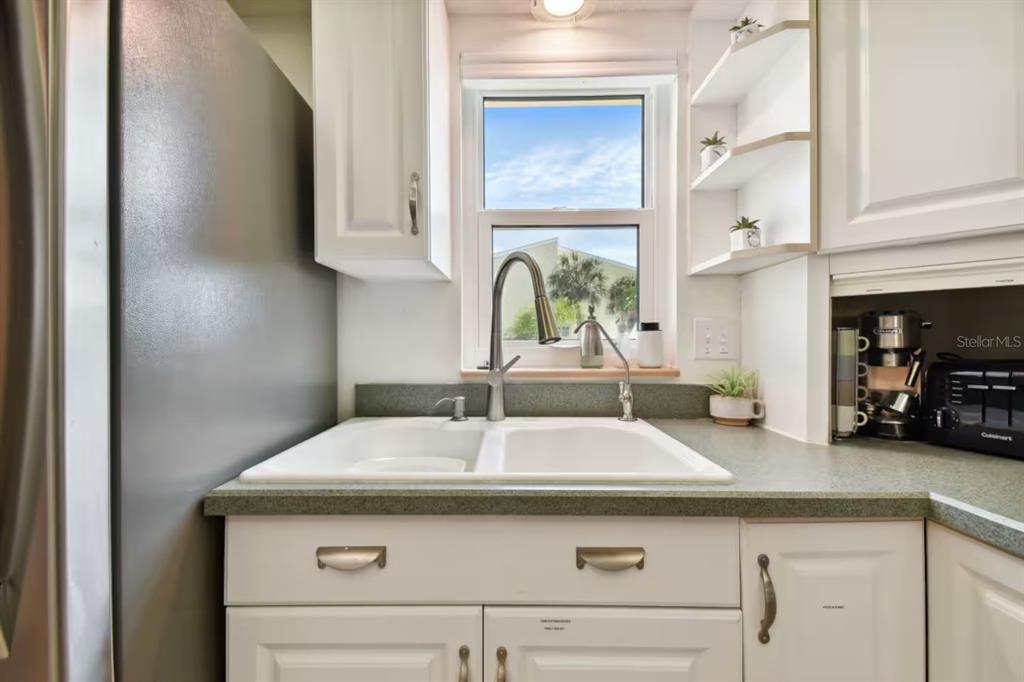 314 Windrush Boulevard, Unit 13 Indian Rocks Beach, FL 33785 - Photo 14 of 54