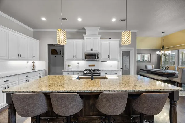 $485,000 | 113 Treys Way, Godley, TX 76044