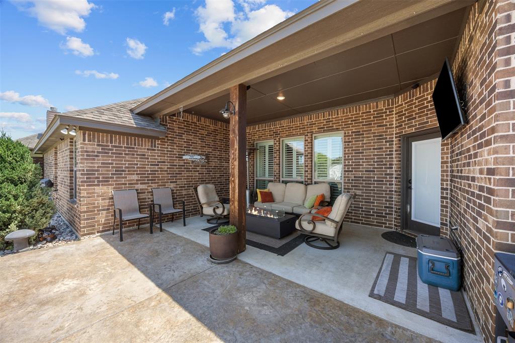 113 Treys Way Godley, TX 76044 - Photo 26 of 39