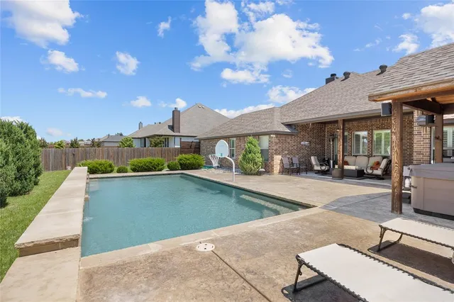 $485,000 | 113 Treys Way, Godley, TX 76044