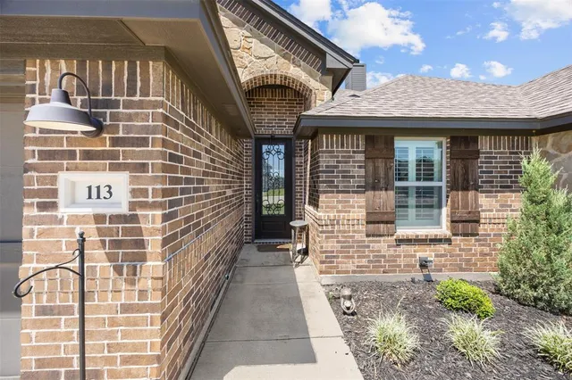 $485,000 | 113 Treys Way, Godley, TX 76044