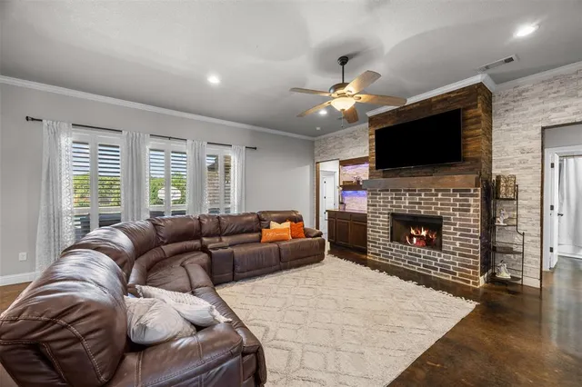 $485,000 | 113 Treys Way, Godley, TX 76044