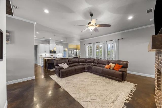 $485,000 | 113 Treys Way, Godley, TX 76044