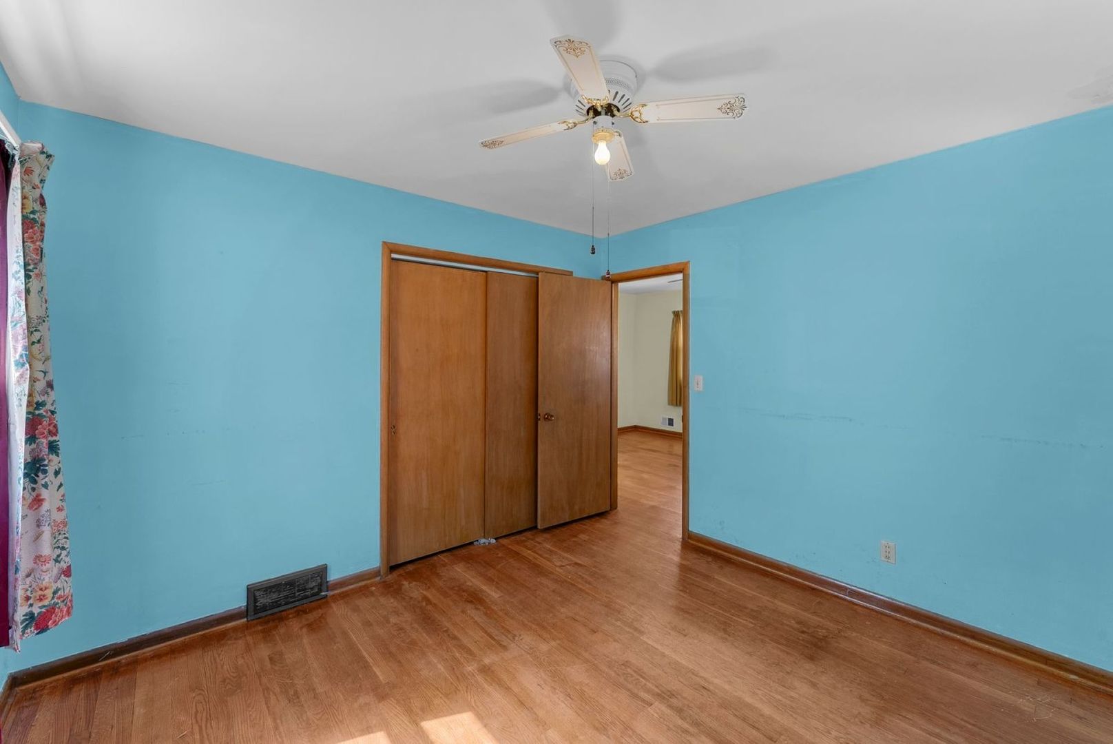 1921 33rd Street Moline, IL 61265 - Photo 7 of 22