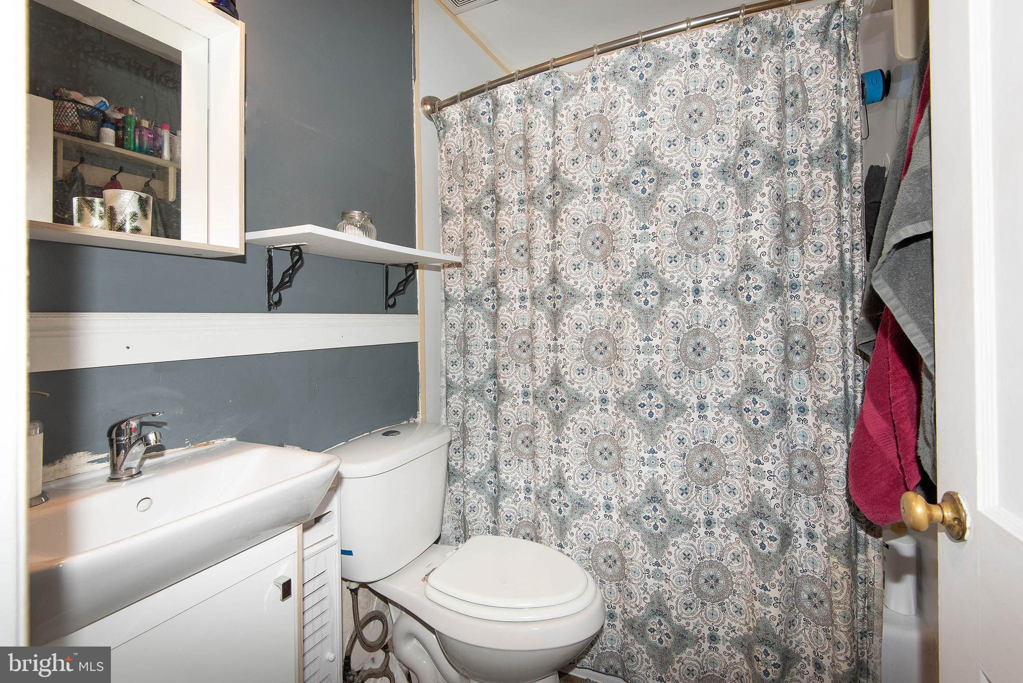 307 Raleigh Road Glen Burnie, MD 21060 - Photo 12 of 25