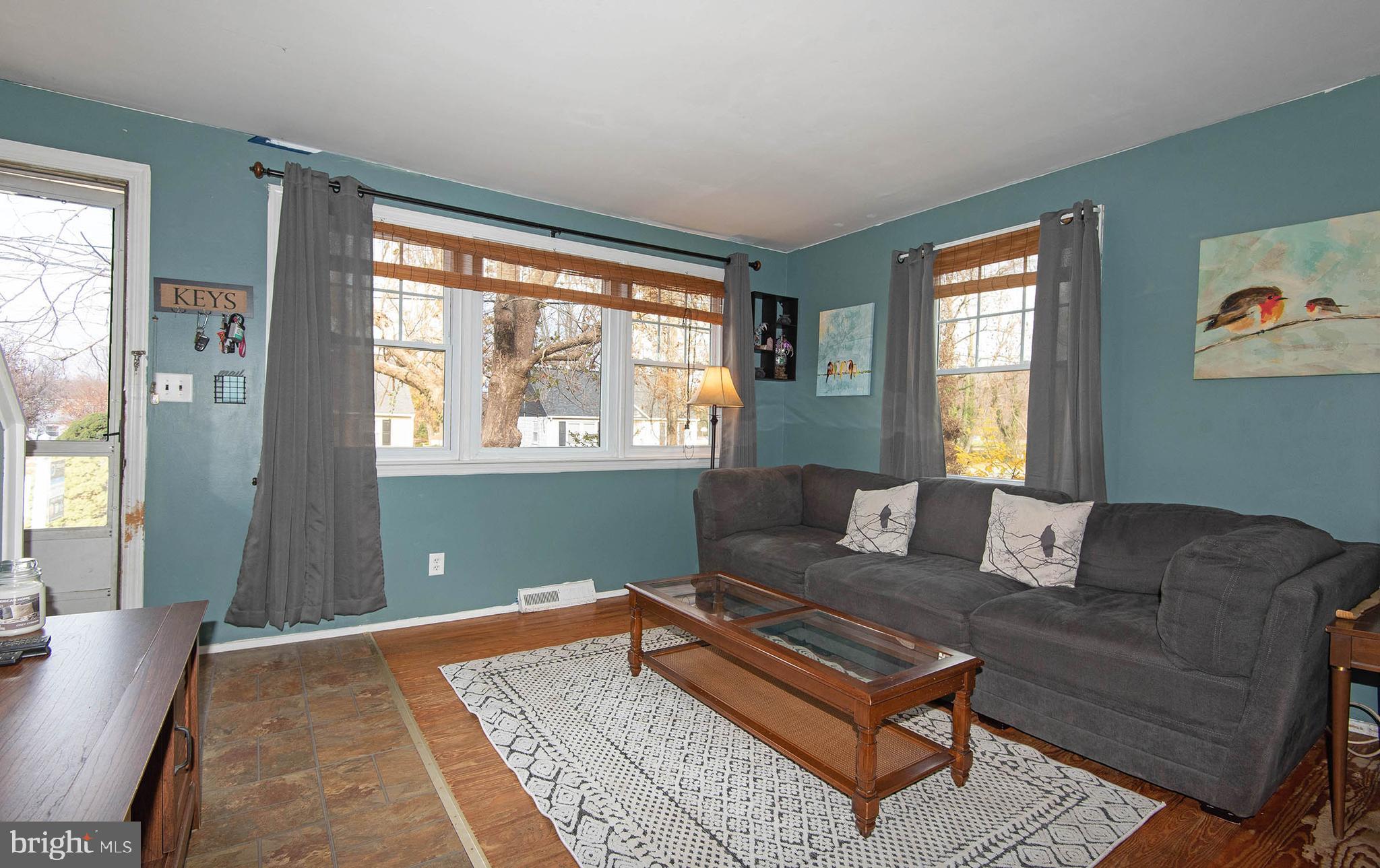307 Raleigh Road Glen Burnie, MD 21060 - Photo 4 of 25