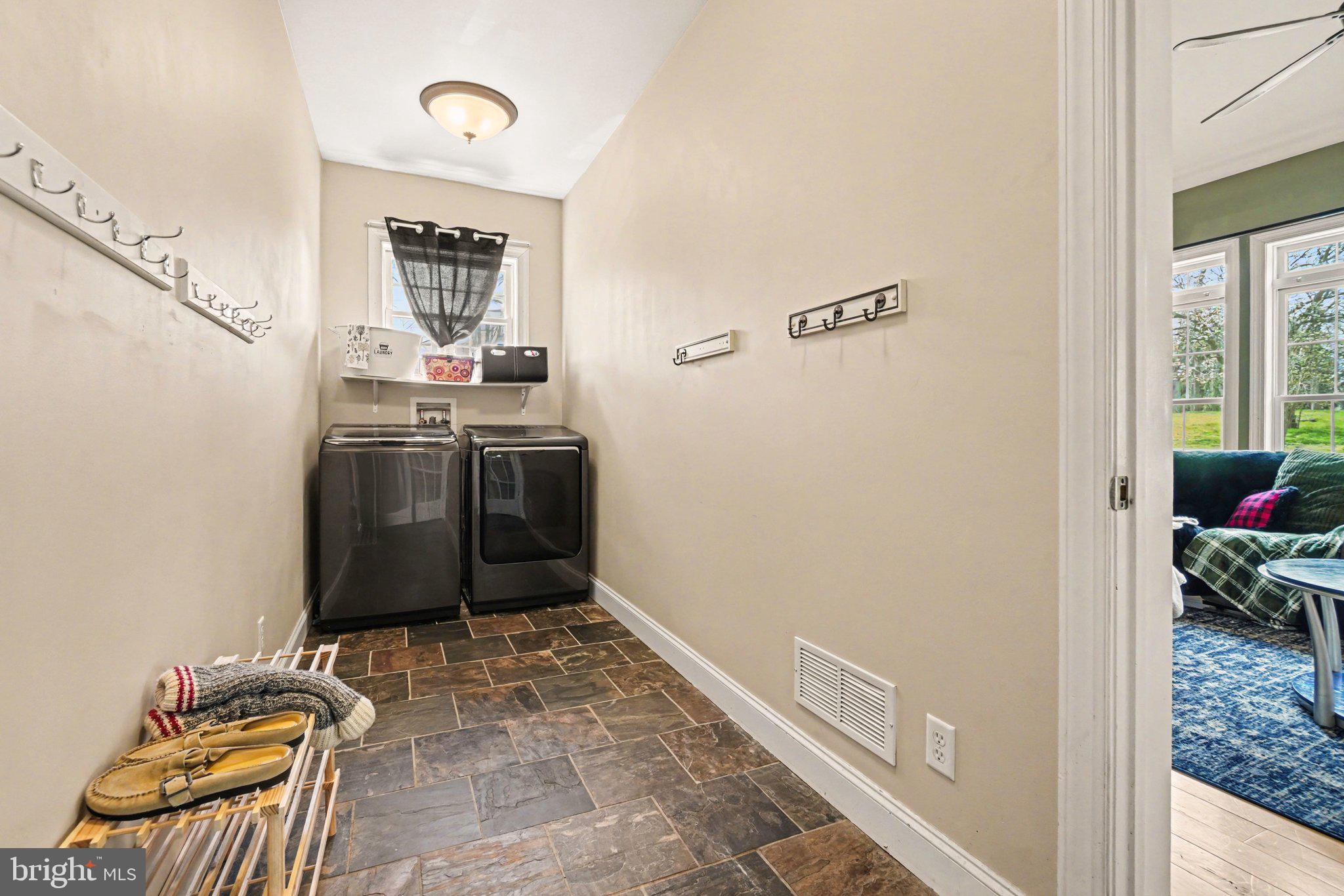 140 Ridge Hill Road Mechanicsburg, PA 17050 - Photo 17 of 41 Gallery Image 17