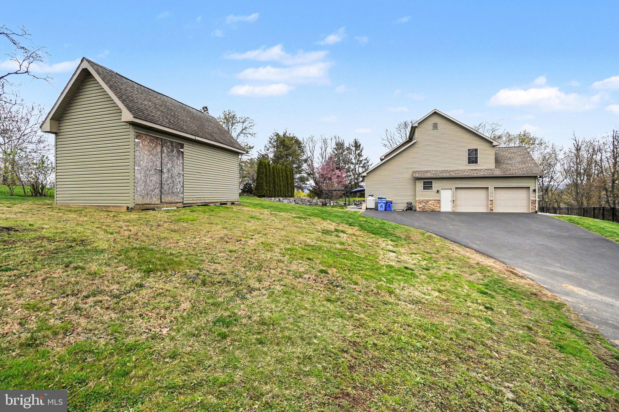 140 Ridge Hill Road Mechanicsburg, PA 17050 - Photo 37 of 41 Gallery Image 37