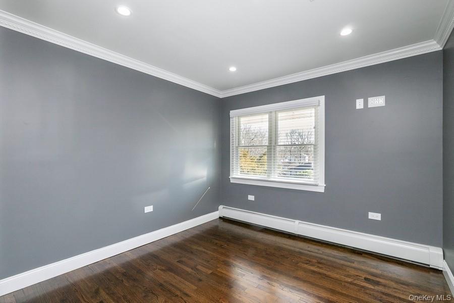 66 Wicks Path Commack, NY 11725 - Photo 17 of 24