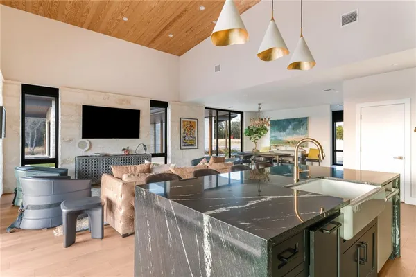 $4,850,000 | 5579 County Road 2013, Walnut Springs, TX 76690