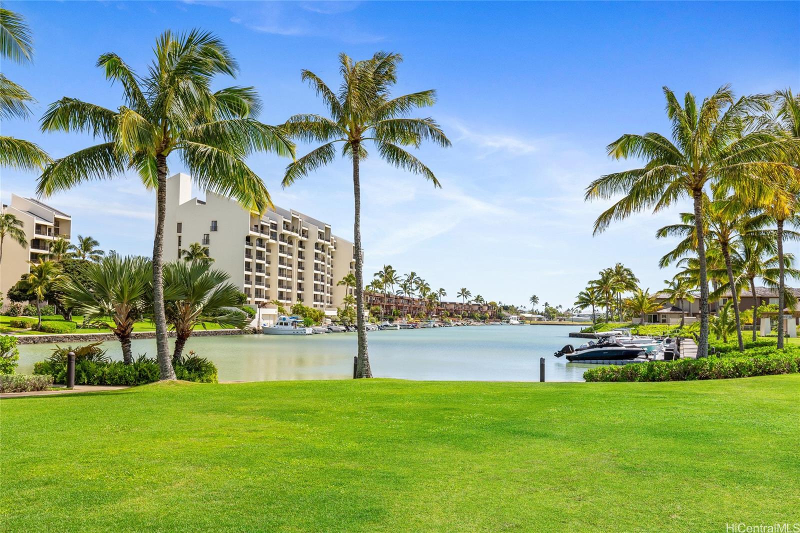 520 Lunalilo Home Road, Unit 8107 Honolulu, HI 96825 - Photo 20 of 25 a house with palm tree in front of it