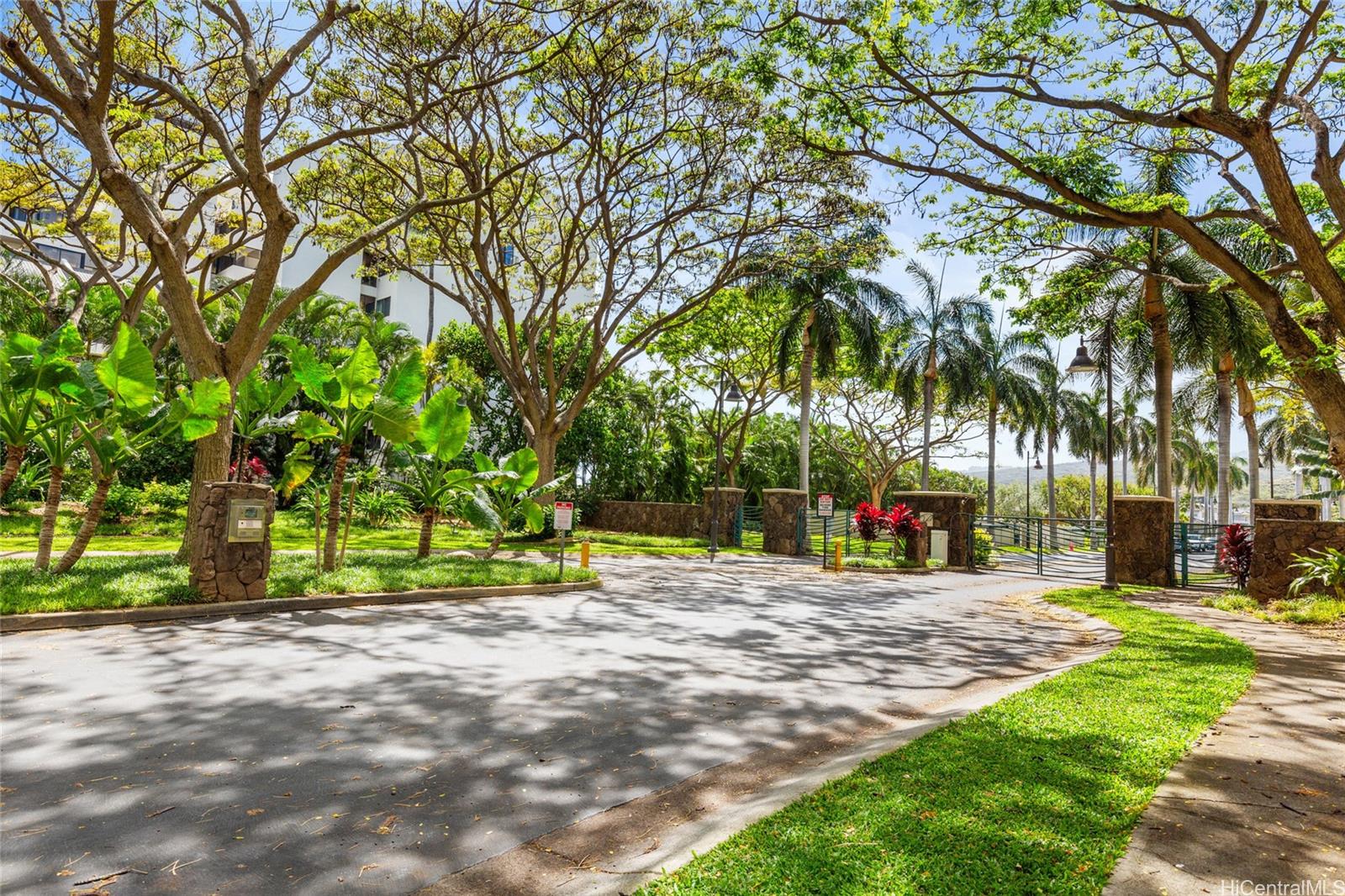 520 Lunalilo Home Road, Unit 8107 Honolulu, HI 96825 - Photo 23 of 25 a view of park with trees