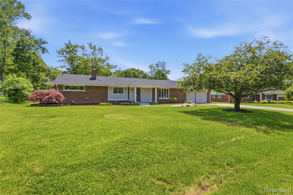 28264 Bayberry Road Farmington, MI 48331 - Photo 44 of 46