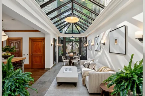 $5,995,000 | 2535 Vallejo Street, San Francisco, CA 94123