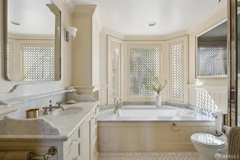 $5,995,000 | 2535 Vallejo Street, San Francisco, CA 94123