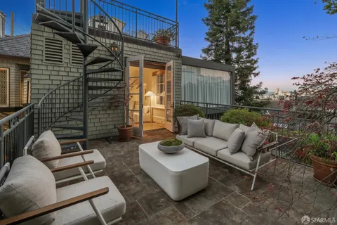 $5,995,000 | 2535 Vallejo Street, San Francisco, CA 94123