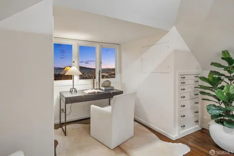 $5,995,000 | 2535 Vallejo Street, San Francisco, CA 94123