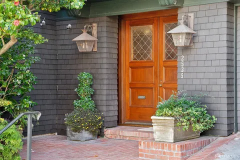 $5,995,000 | 2535 Vallejo Street, San Francisco, CA 94123