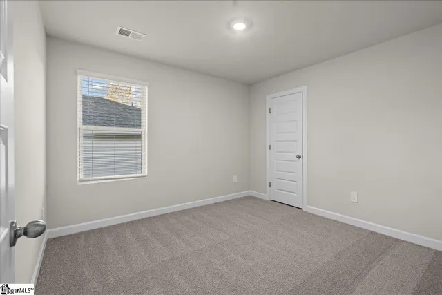 $327,900 | 422 Yellowstone Trail, Fountain Inn, SC 29644