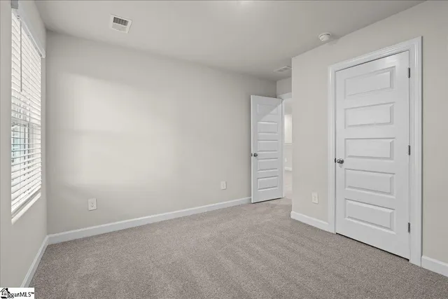 $327,900 | 422 Yellowstone Trail, Fountain Inn, SC 29644