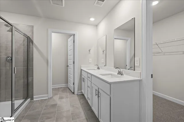 $327,900 | 422 Yellowstone Trail, Fountain Inn, SC 29644