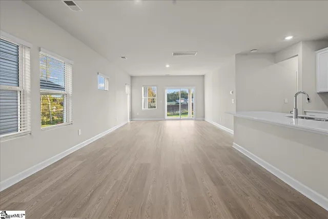 $327,900 | 422 Yellowstone Trail, Fountain Inn, SC 29644