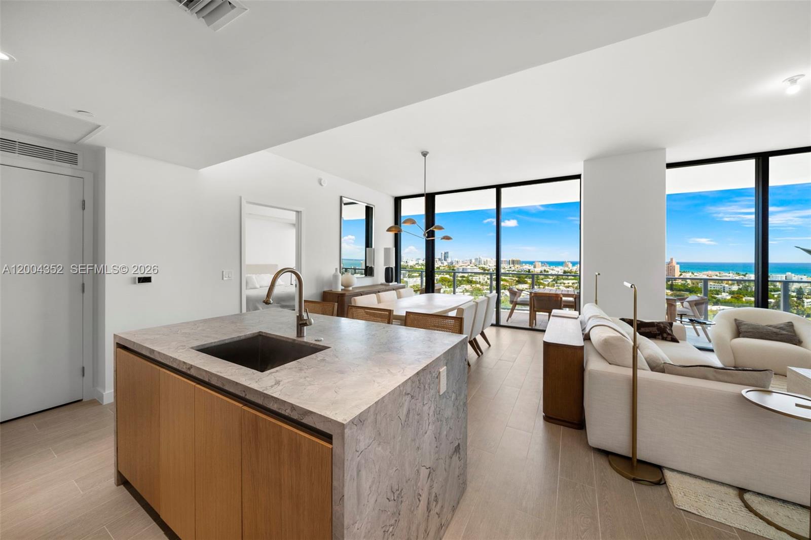500 Alton Road, Unit 1707 Miami Beach, FL 33139 - Photo 31 of 52 Gallery Image 31