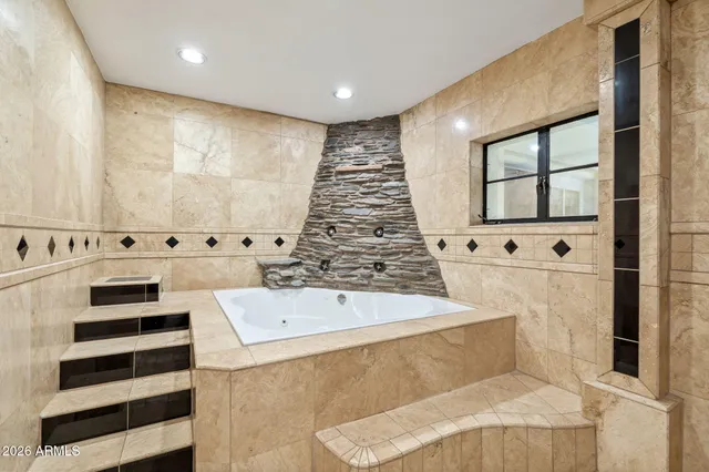 $2,500,000 | 1345 East Ocotillo Road, Phoenix, AZ 85014