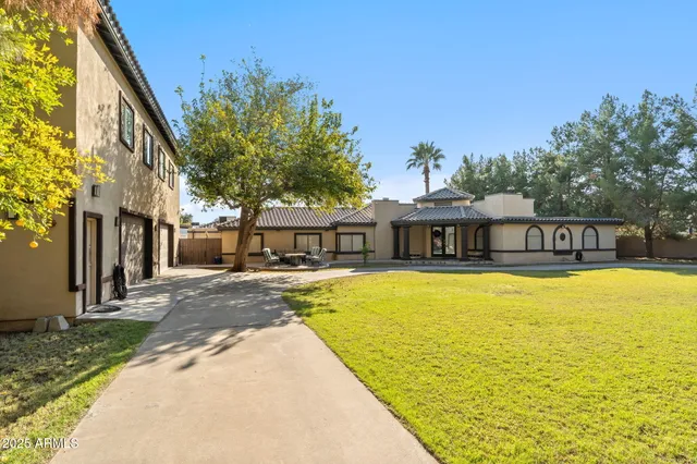 $2,500,000 | 1345 East Ocotillo Road, Phoenix, AZ 85014