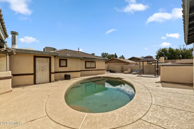 $2,500,000 | 1345 East Ocotillo Road, Phoenix, AZ 85014